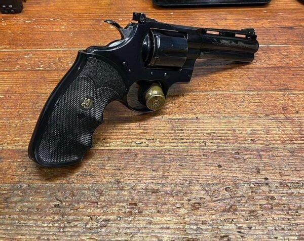 1969 Colt Python .357 - Image 2